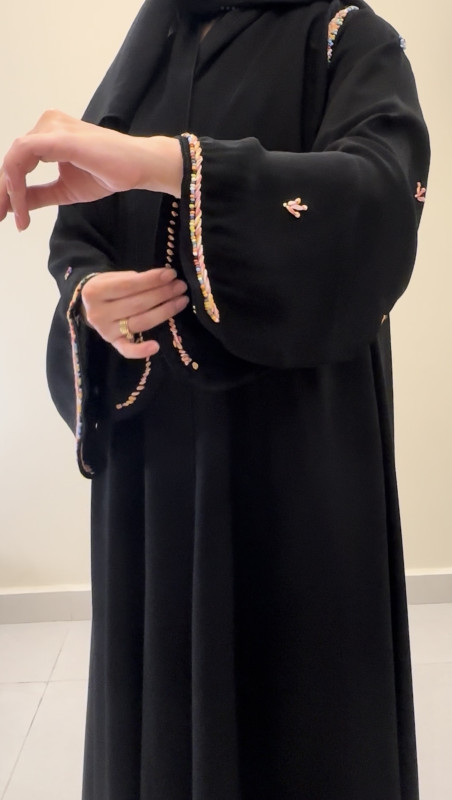 عباية مطرزة - صورة 2
