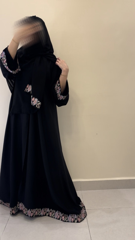 عباية الورد - صورة 1
